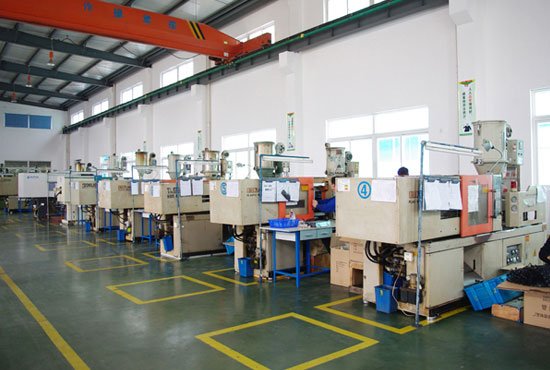 Plastic-product-production-line